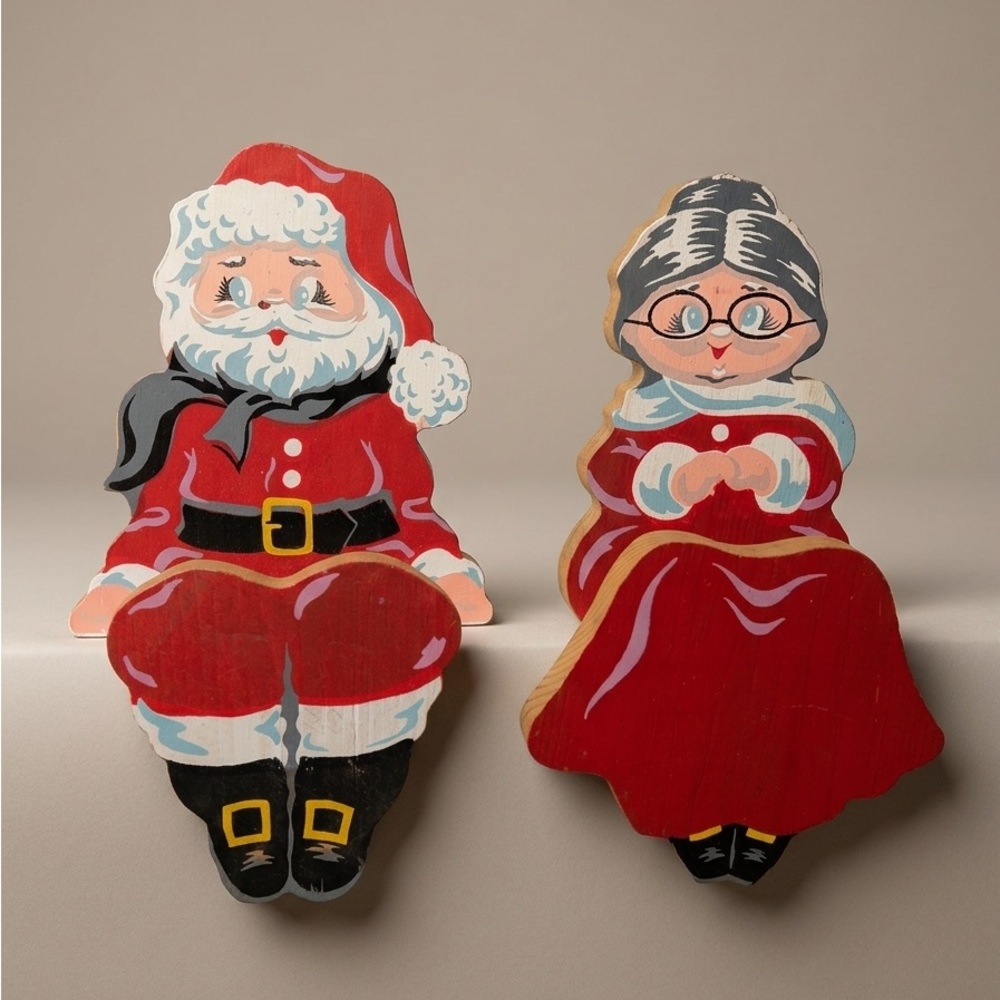 Vtg 11" Wood Santa & Mrs Claus Shelf Sitter Set Painted Folk Art